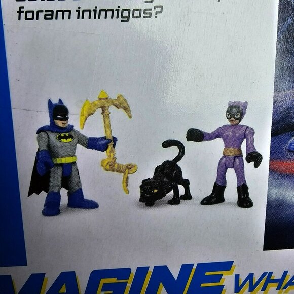 Fisher-Price Imaginext DC Super Friends Batman & Catwoman w/ Cat Action Figures - Picture 5 of 6